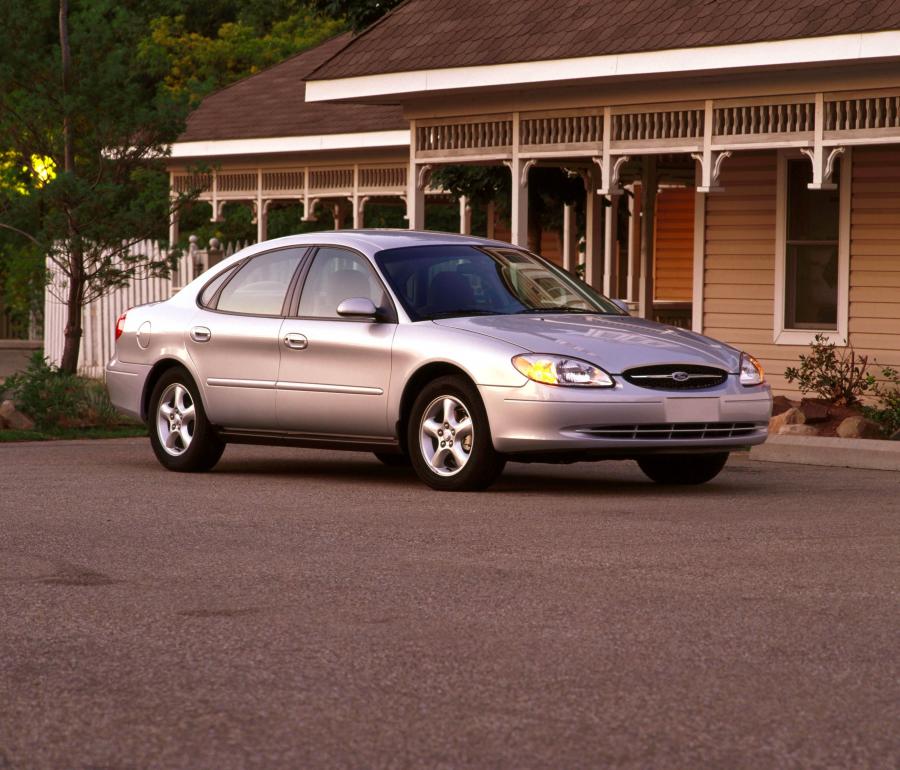  Ford Taurus 2000 года  (фото 67 из 92)
